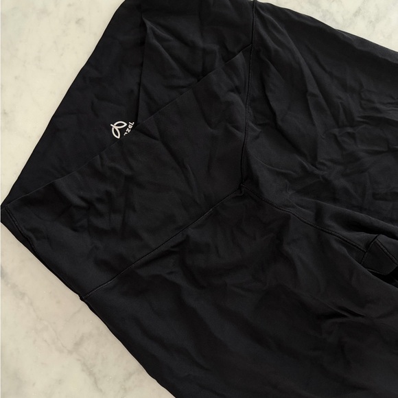 Sunzel Black Spandex Wide Leg Leggings Worn 1x! Tall girl friendly!! - Picture 2 of 8